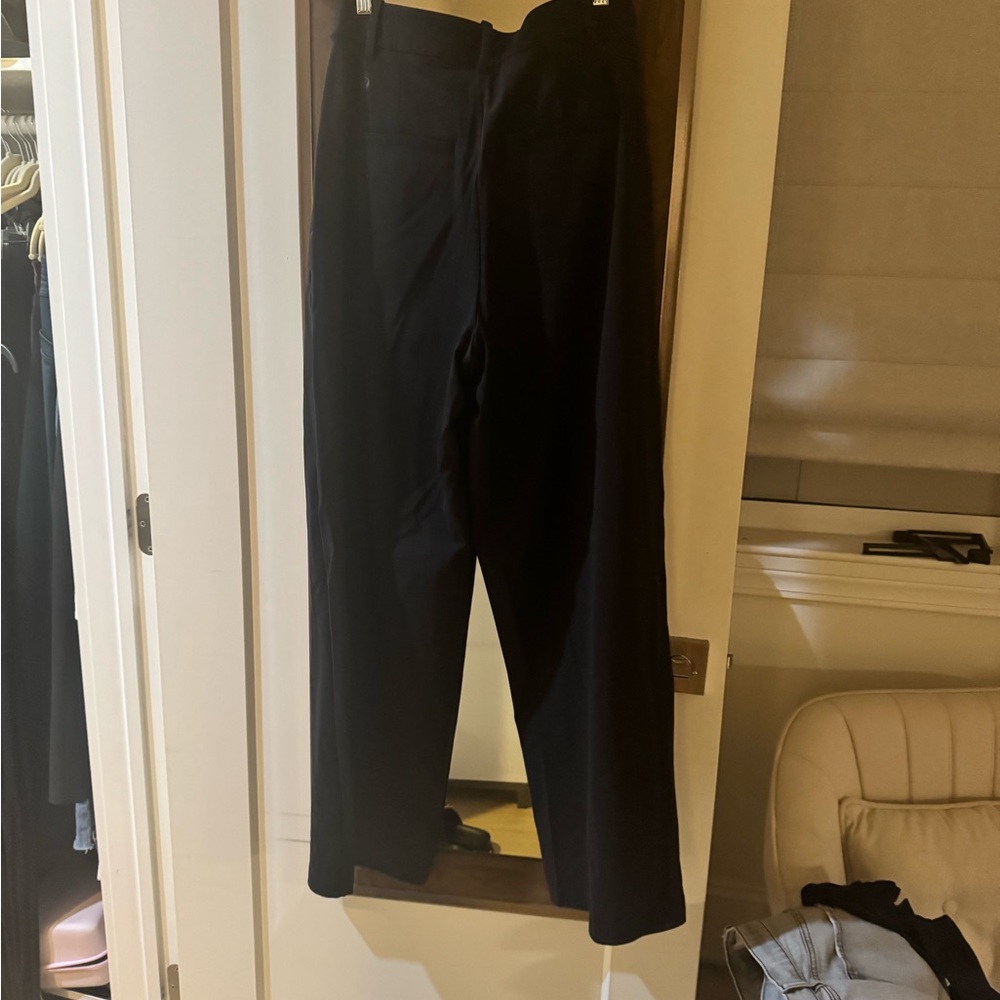 Lululemon athleisure wide leg pants